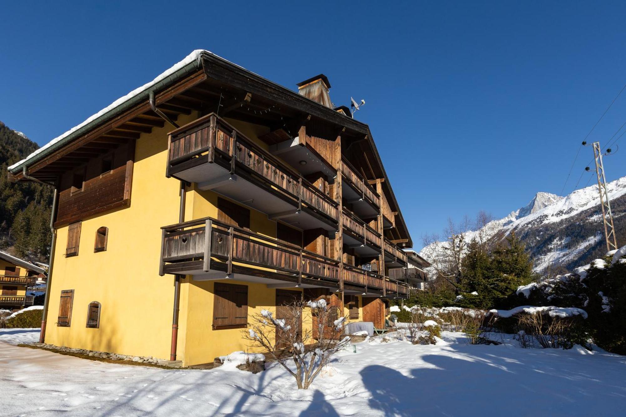 Appartement Les Capucins 22 - Happy Rentals Шамони Екстериор снимка